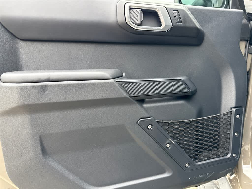 Thumbnail: 2025 Ford Bronco - 11