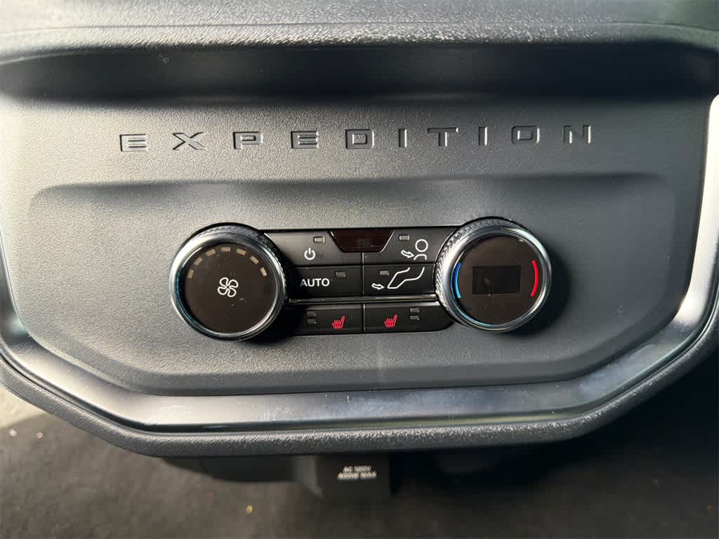 Thumbnail: 2026 Ford Expedition - 22