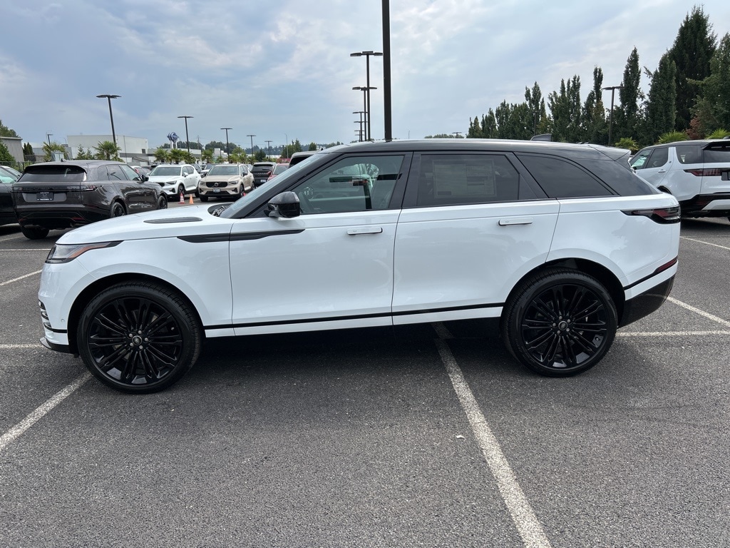 2026 Land Rover Range Rover Velar SE photo 2