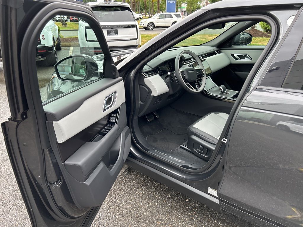 2026 Land Rover Range Rover Velar Dynamic SE - Photo 10