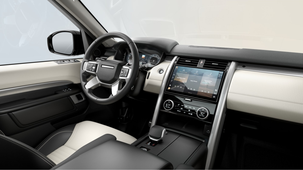 New 2026 Land Rover Discovery Dynamic SE SUV