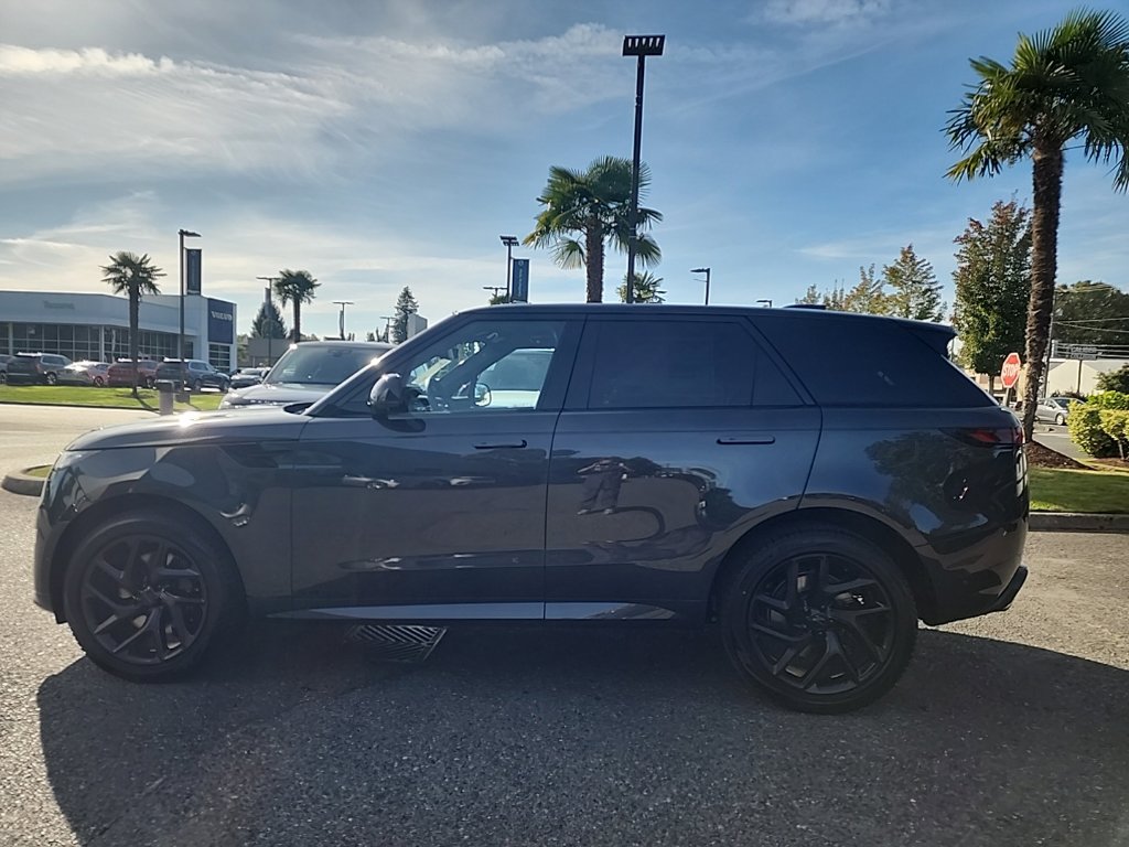 New 2027 Land Rover Range Rover Sport Dynamic SE P530 SUV