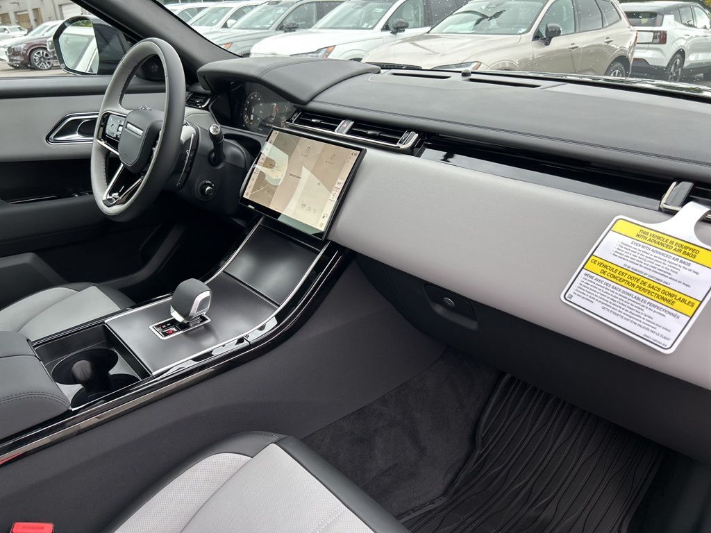 2026 Land Rover Range Rover Velar Dynamic SE - Photo 20