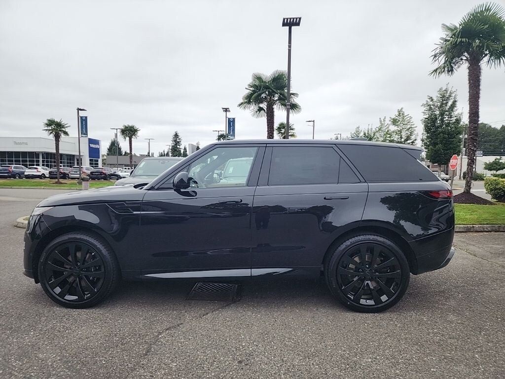New 2026 Land Rover Range Rover Sport Dynamic SE SUV