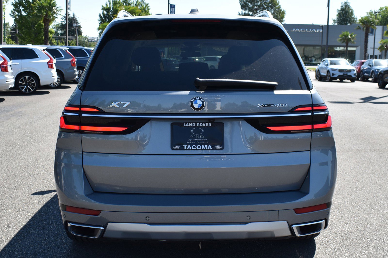 Used 2023 BMW X7 40i with VIN 5UX23EM02P9P38510 for sale in Fife, WA