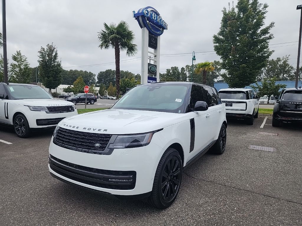 2027 Land Rover Range Rover SE SUV
