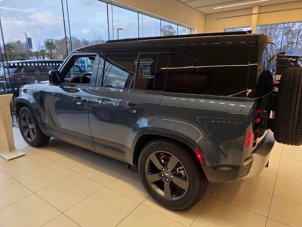New 2025 Land Rover Defender 110 S 300PS SUV