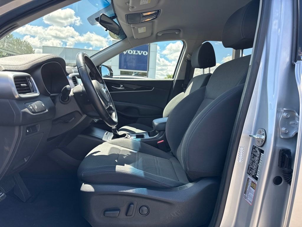 Used 2020 Kia Sorento S SUV