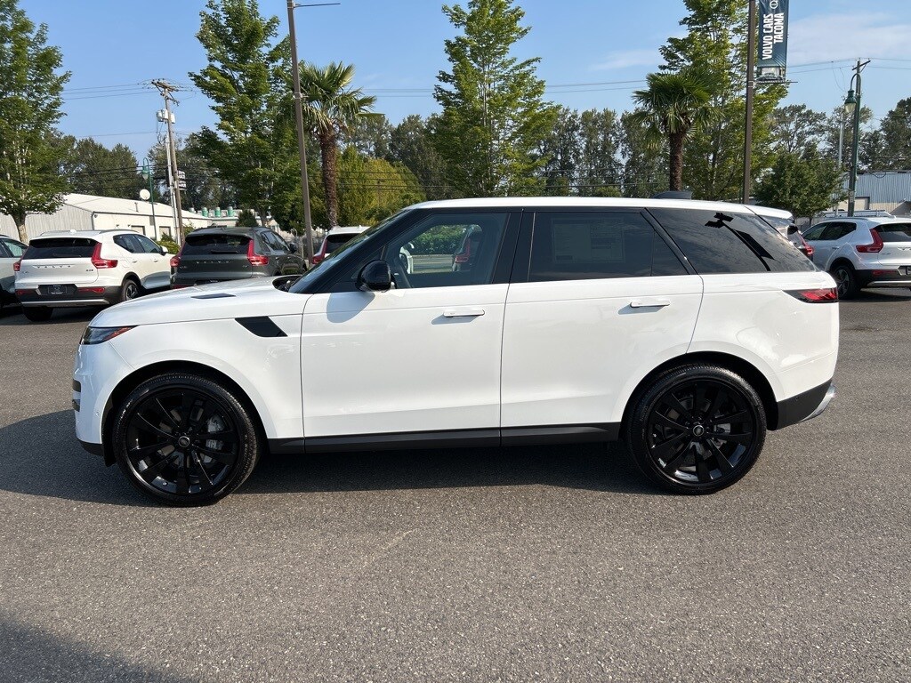 2025 Land Rover Range Rover Sport SE photo 2