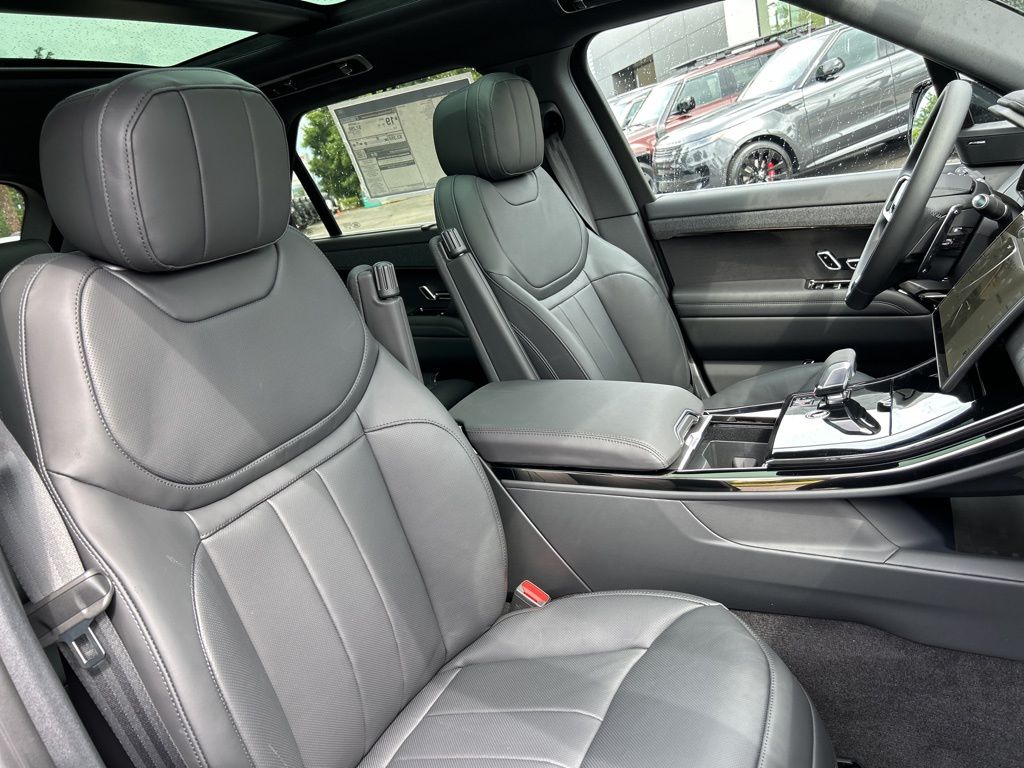 2025 Land Rover Range Rover Sport Dynamic SE - Photo 21