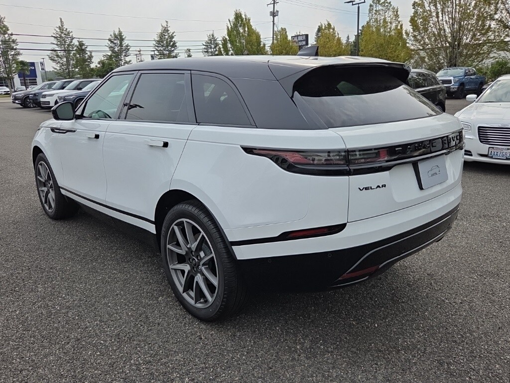 2026 Land Rover Range Rover Velar SE photo 3