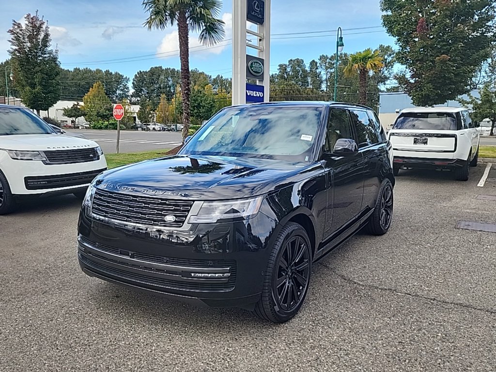 2027 Land Rover Range Rover SE SUV