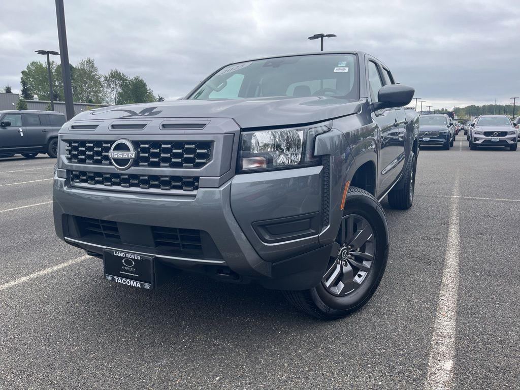2025 Nissan Frontier SV Crew Cab 4X4 SWB's photo