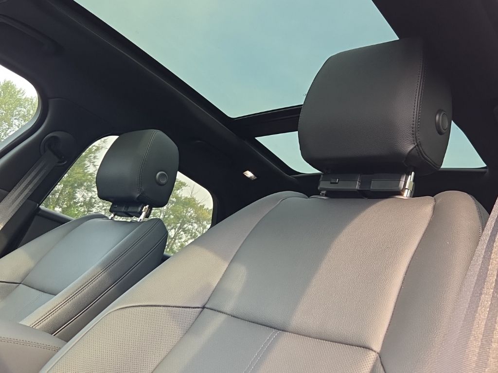 2026 Land Rover Range Rover Velar Dynamic SE - Photo 14