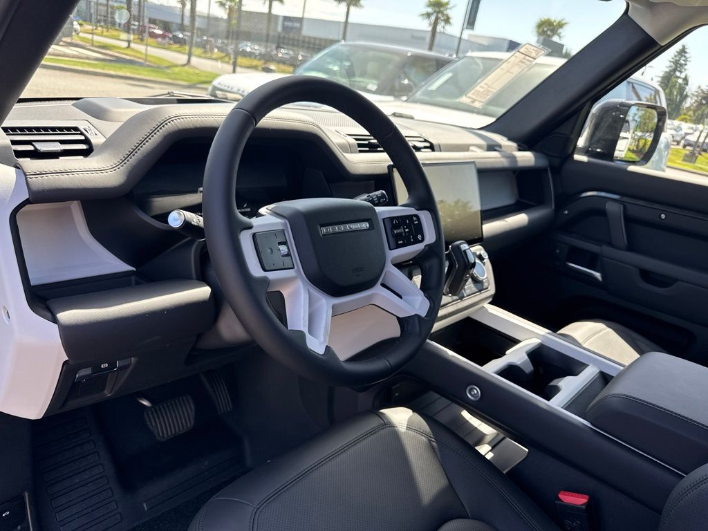 2026 Land Rover Defender S - Photo 12