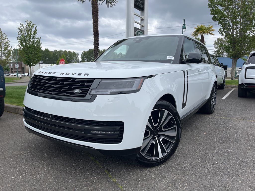 2026 Land Rover Range Rover SUV 
