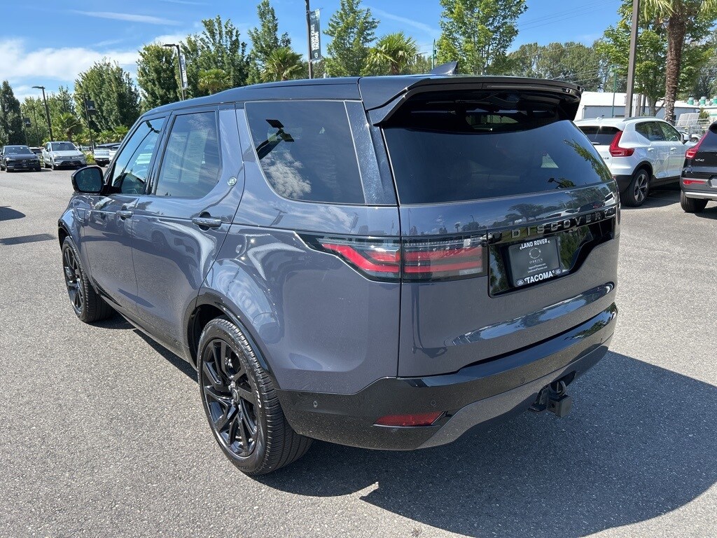 2024 Land Rover Discovery SE photo 2