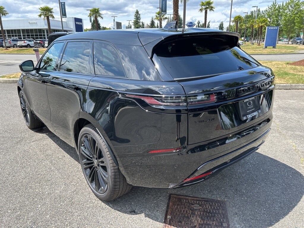 2026 Land Rover Range Rover Velar SE photo 3