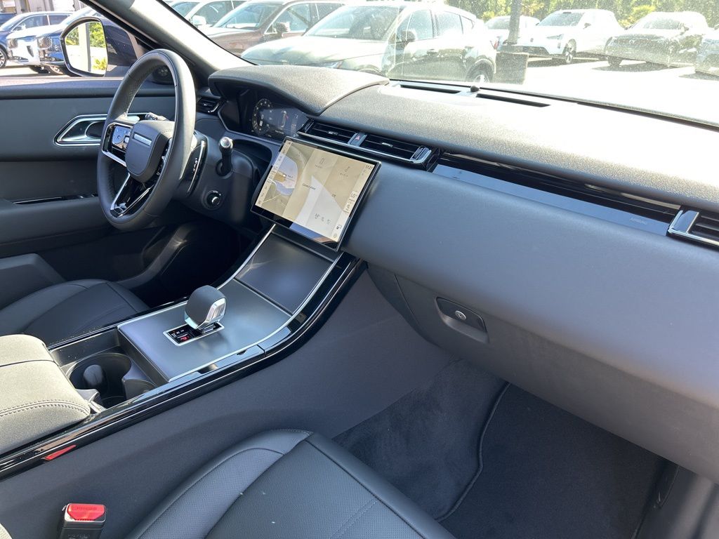 2026 Land Rover Range Rover Velar S - Photo 20
