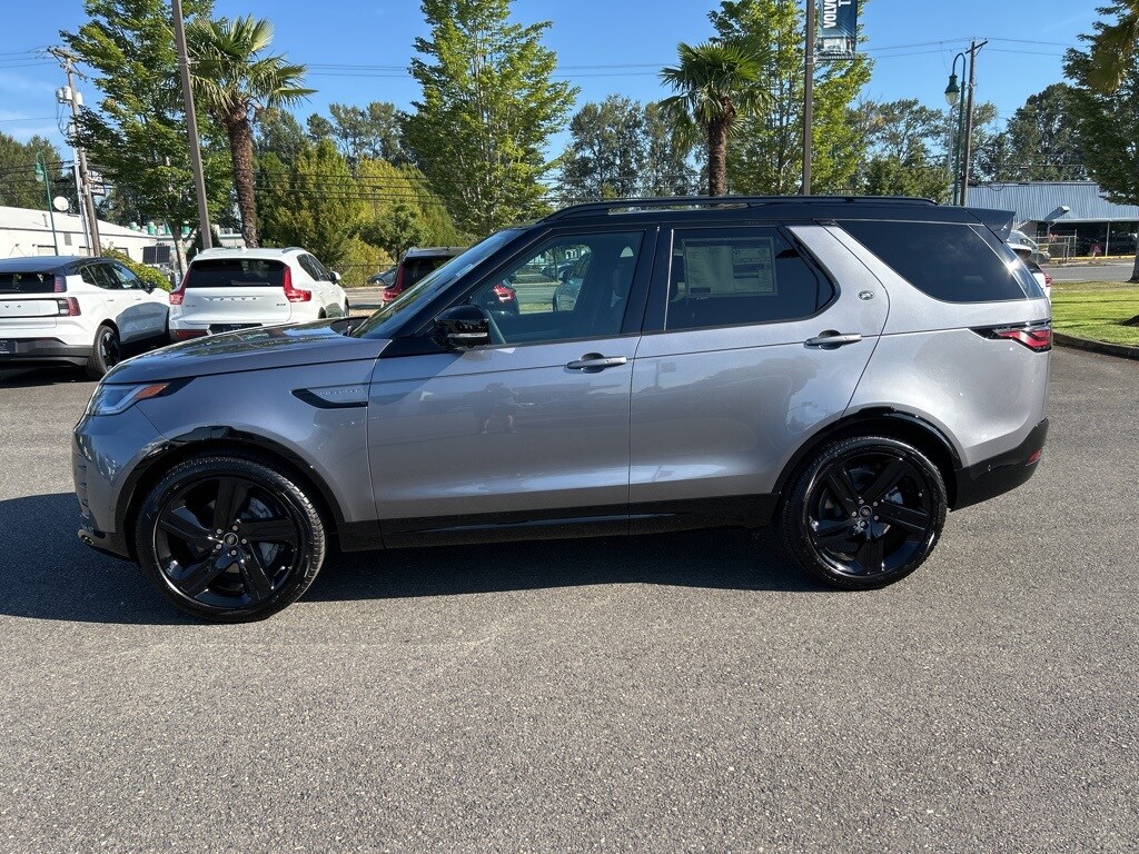 2025 Land Rover Discovery SE photo 2