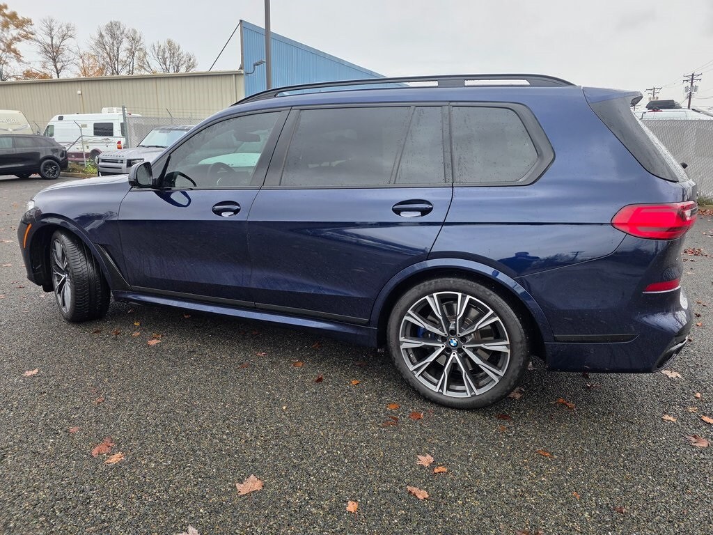 2022 Bmw X7 M50i photo 2