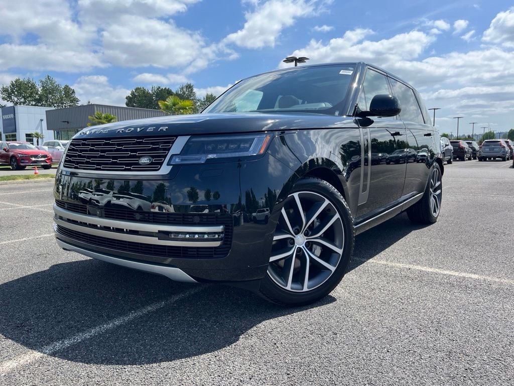 2025 Land Rover Range Rover SUV 