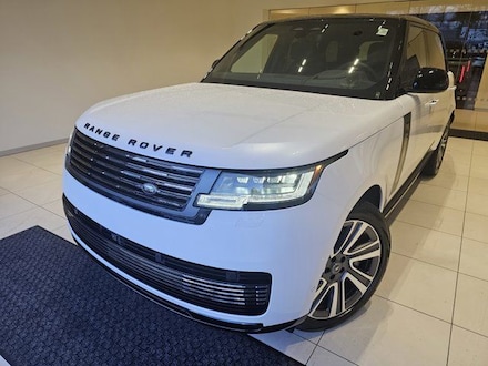 2024 Land Rover Range Rover SV SUV
