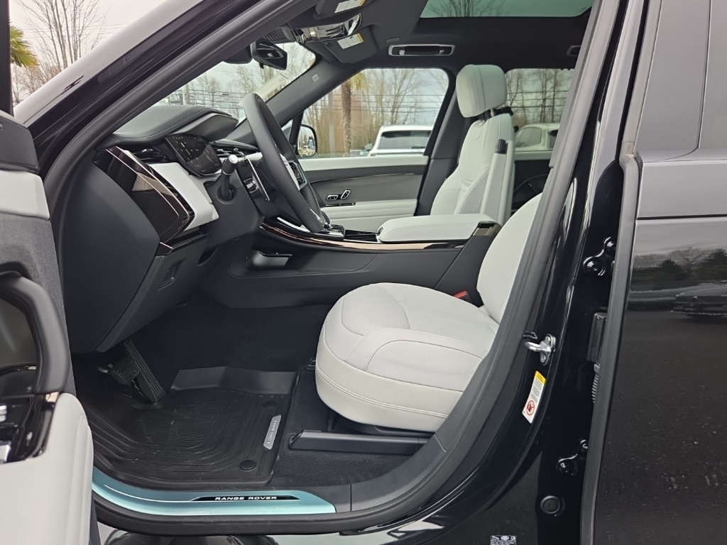 New 2026 Land Rover Range Rover Sport SE SUV