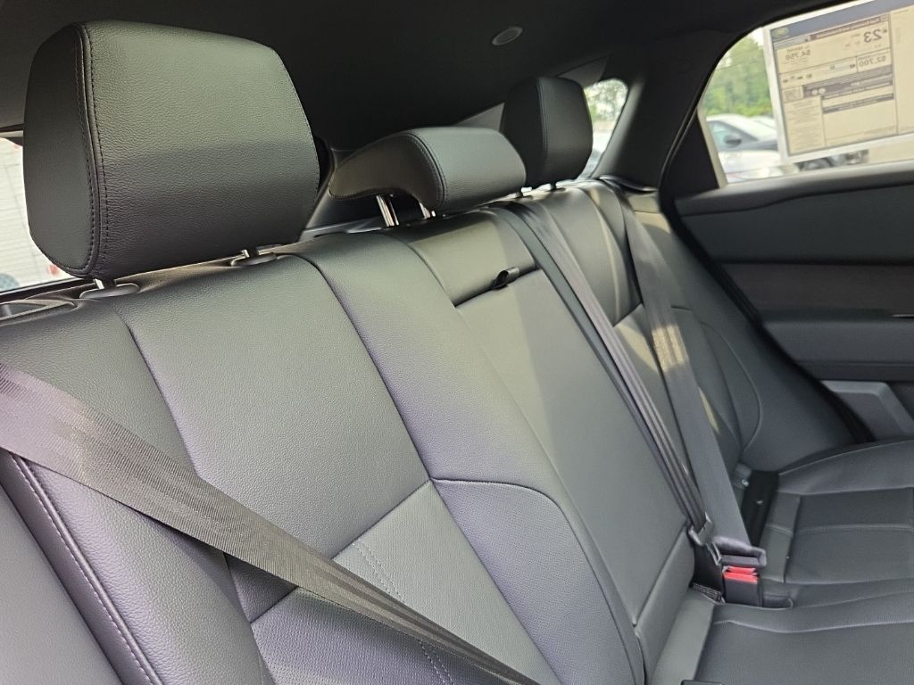 2026 Land Rover Range Rover Velar Dynamic SE - Photo 18