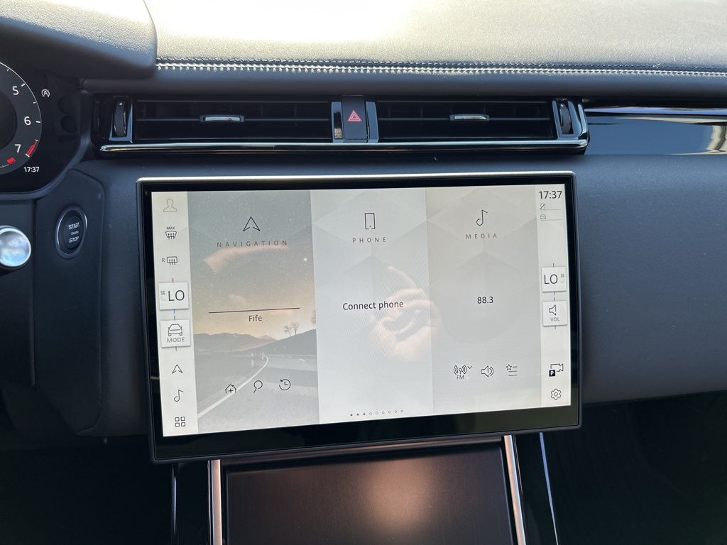 2026 Land Rover Range Rover Velar Dynamic SE - Photo 25