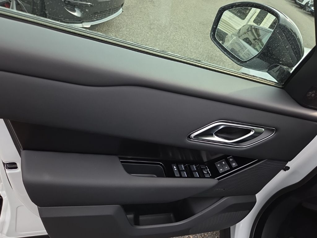 2026 Land Rover Range Rover Velar Dynamic SE - Photo 11