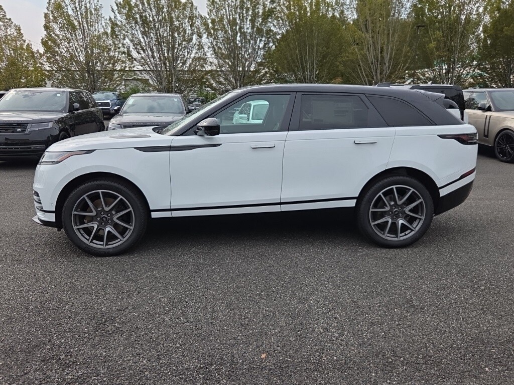 2026 Land Rover Range Rover Velar SE photo 2