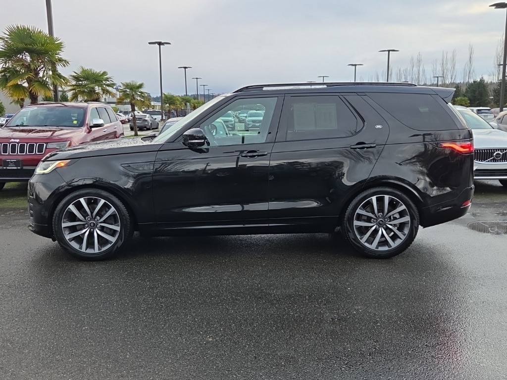 Used 2024 Land Rover Discovery Dynamic SE SUV