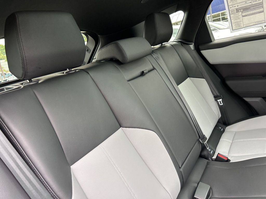 2026 Land Rover Range Rover Velar Dynamic SE - Photo 18