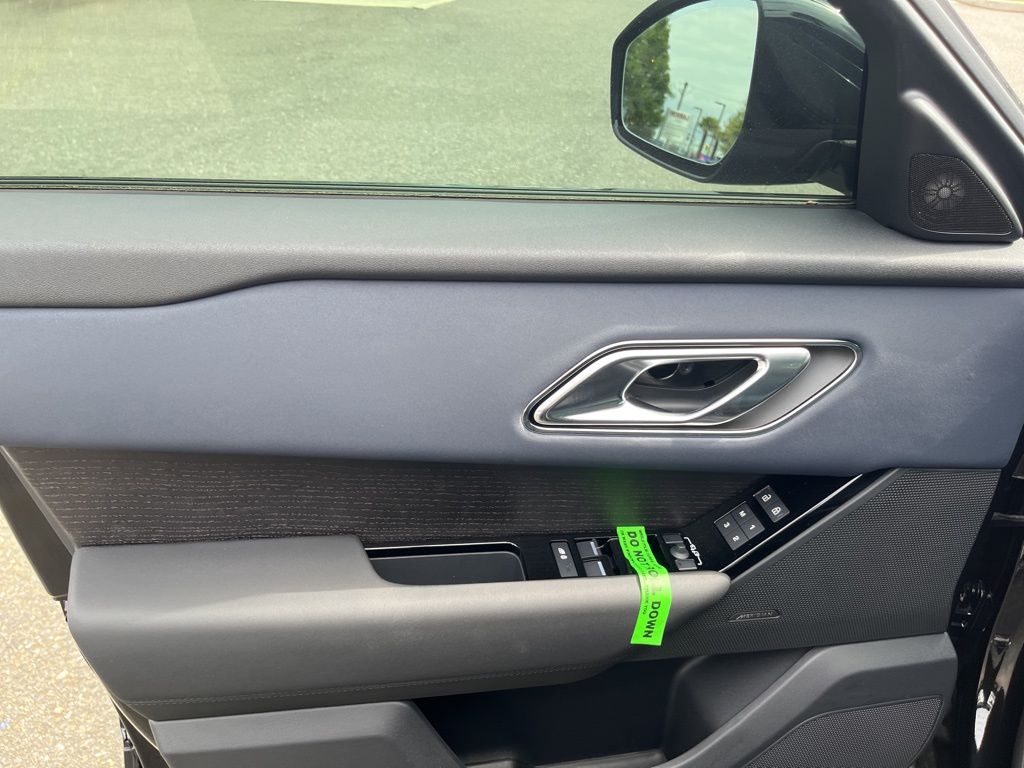 2026 Land Rover Range Rover Velar S - Photo 11