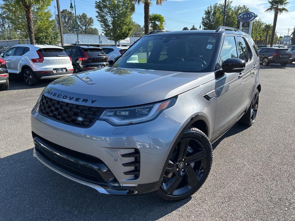 2025 Land Rover Discovery Dynamic SE