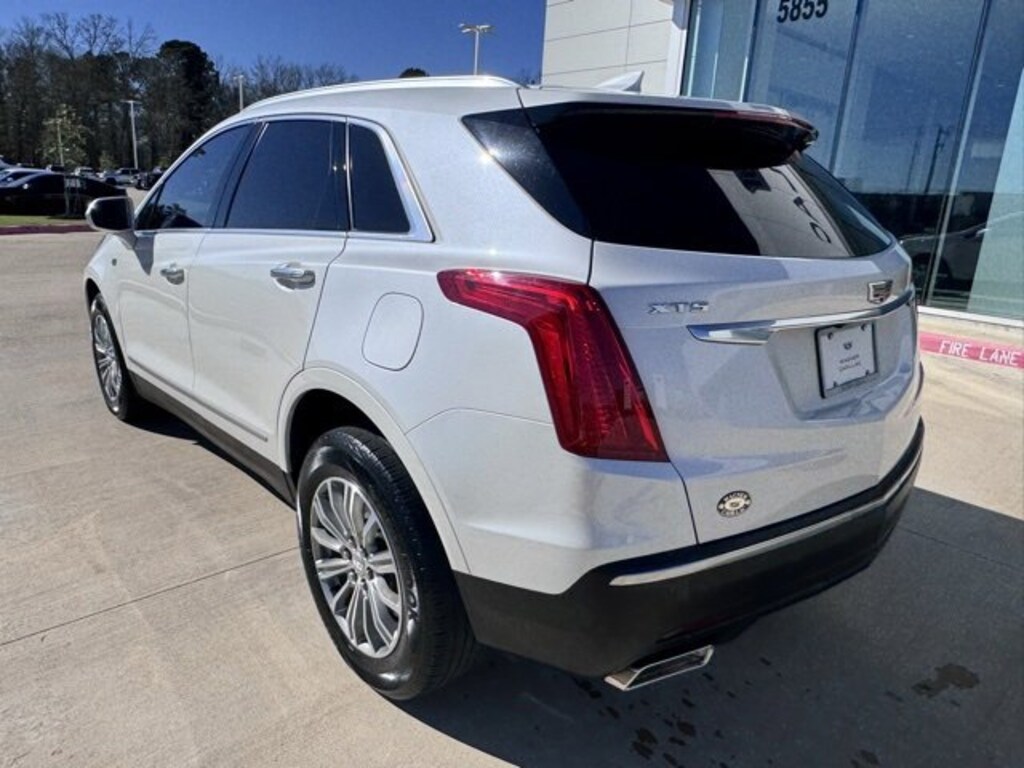 Used 2017 CADILLAC XT5 Luxury SUV