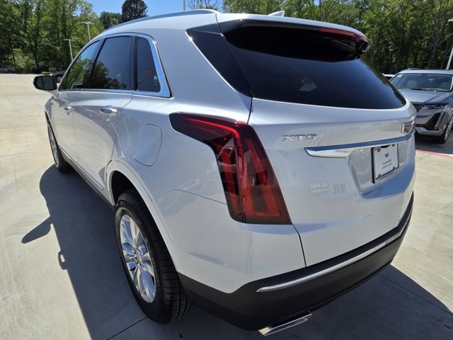 2025 Cadillac XT5 Luxury photo 3