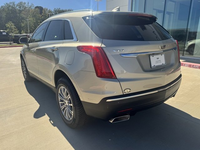 2017 Cadillac XT5 Luxury photo 3