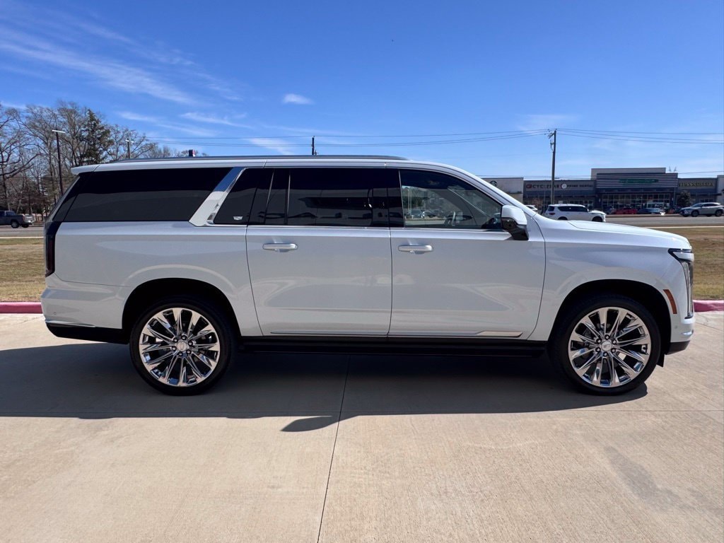 2026 Cadillac Escalade ESV Luxury - Photo 6