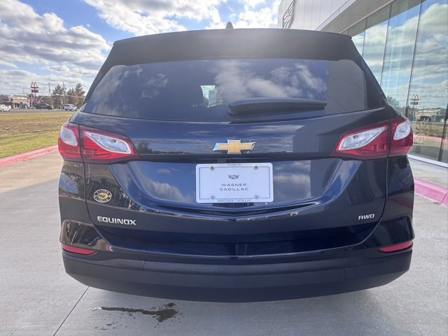 2021 Chevrolet Equinox LS photo 4