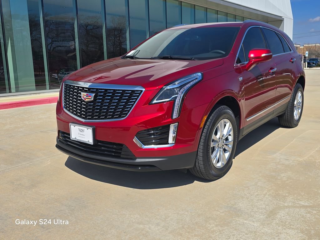 New 2026 CADILLAC XT5 Luxury