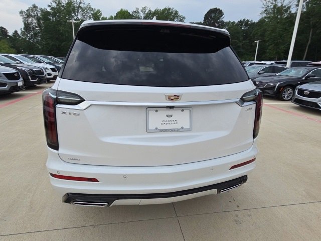 2025 Cadillac XT6 Sport photo 4
