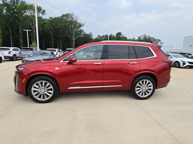2025 Cadillac XT6 Premium Luxury photo 2