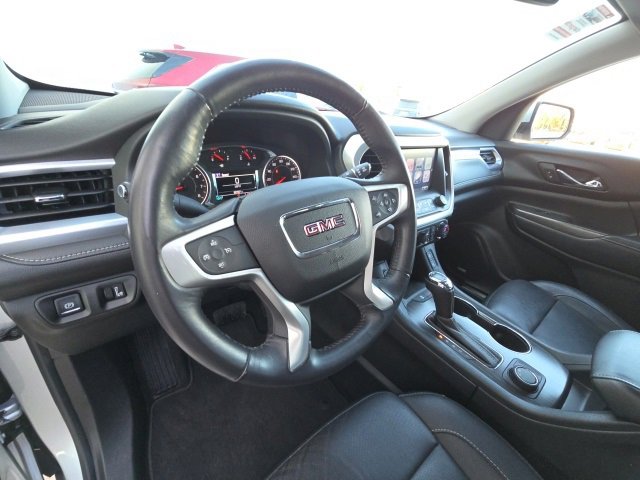 2017 Gmc Acadia SLT photo 4