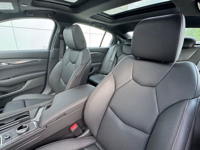 2025 Cadillac CT5 Sport - Photo 10