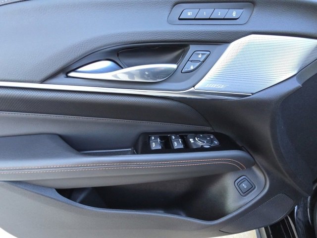 2021 Cadillac CT4 photo 2