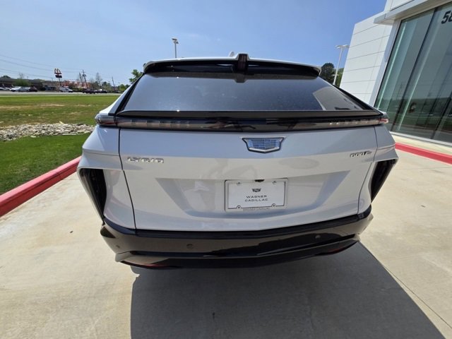 2025 Cadillac Lyriq Sport photo 3