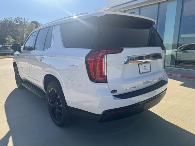 2022 Gmc Yukon SLE photo 2