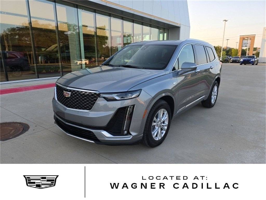 2025 Cadillac XT6 Luxury's photo